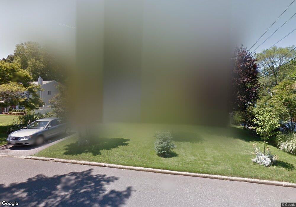 19 Barry Dr, Glen Cove, NY 11542 - photo 1