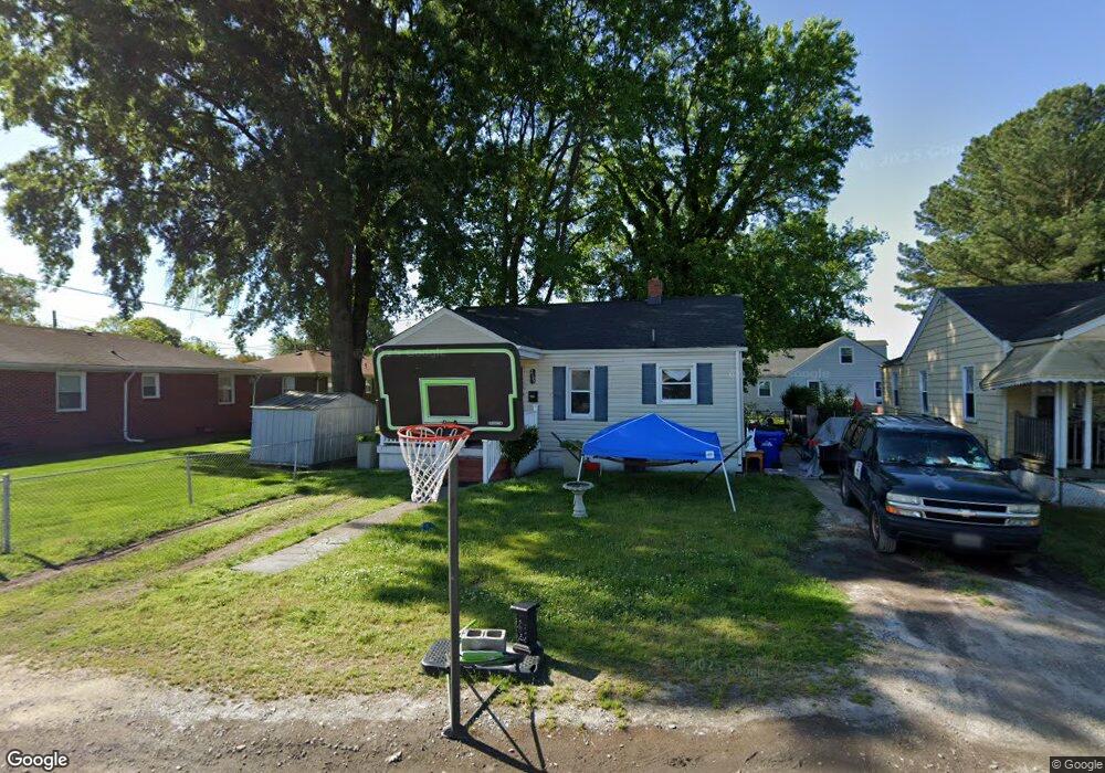 2107 Watts Ave, Portsmouth, VA 23704 - photo 1