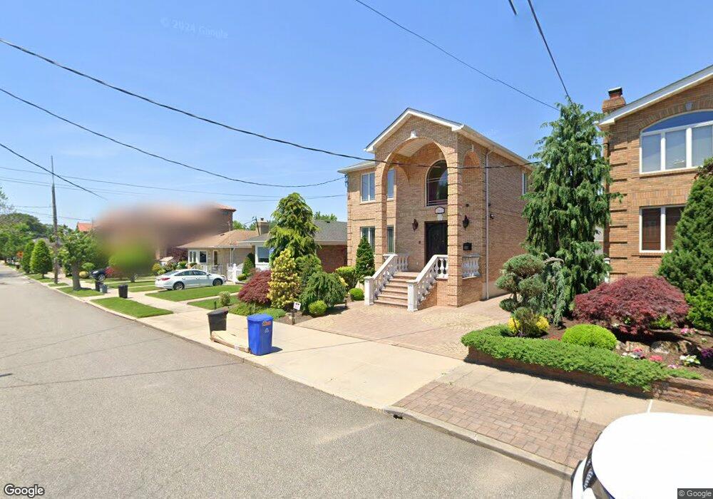 13907 13th Ave, Whitestone, NY 11357 - photo 1