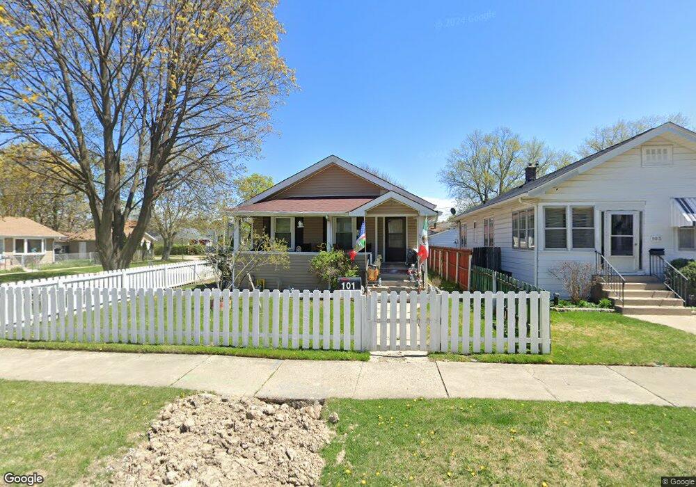 101 S Fulton Ave, Waukegan, IL 60085 - photo 1