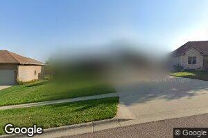 1805 W River Bluff Dr, Brandon, SD 57005