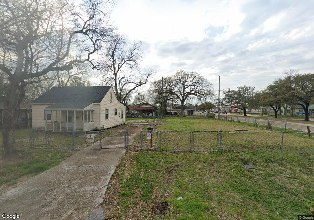 4715 Siegel St, Houston, TX 77009 - photo 1