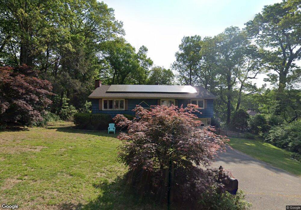 311 Lawrence Rd, Trumbull, CT 06611 - photo 1