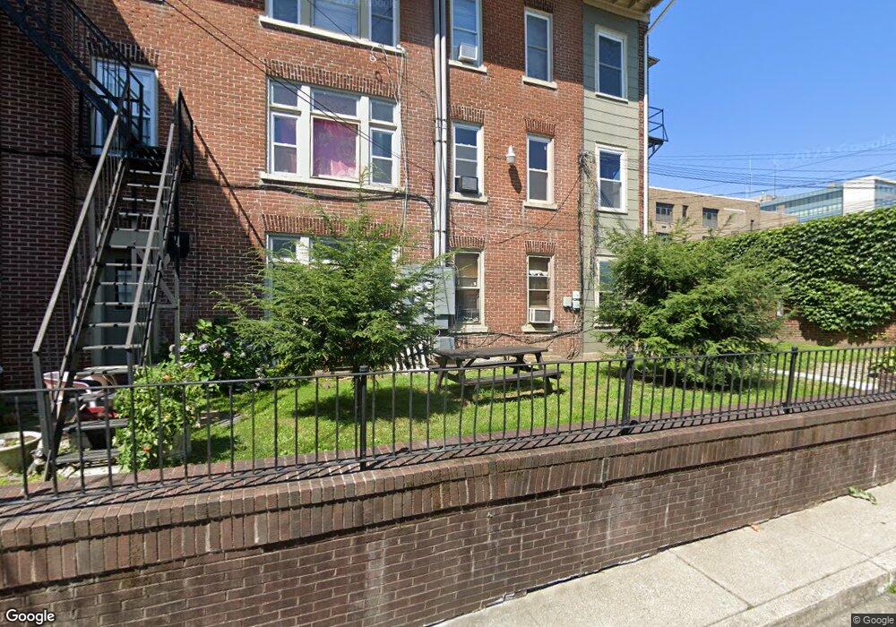 417 W Walnut St, Allentown, PA 18102 - photo 1