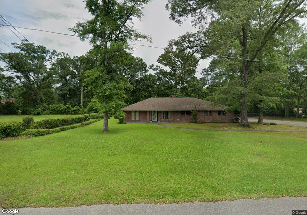 1207 Sandra Dr, Laurel, MS 39440 - photo 1