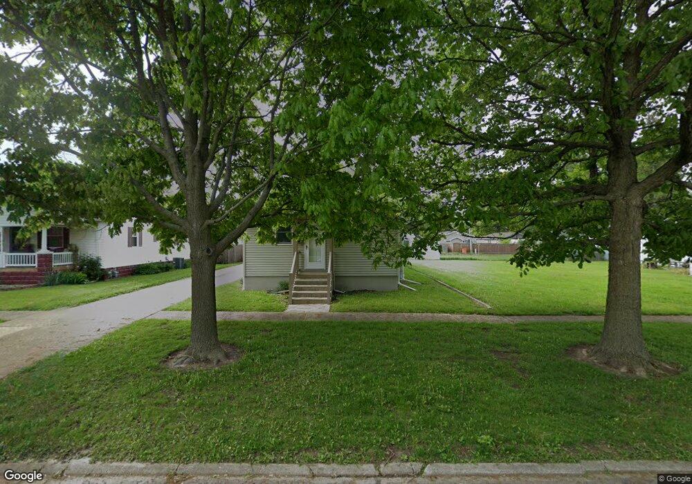 3109 Moultrie Ave, Mattoon, IL 61938 - photo 1