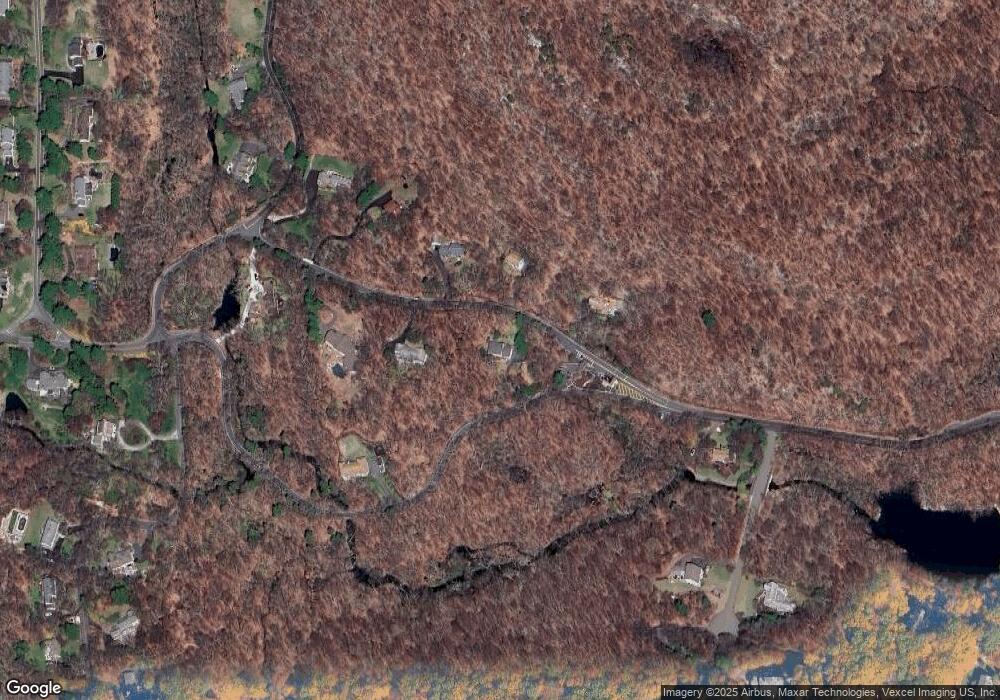 902 E Gate Rd, Kinnelon, NJ 07405 - photo 1