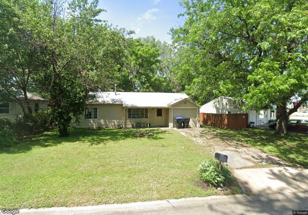 3507 SW Kerry Ave, Topeka, KS 66611 - photo 1