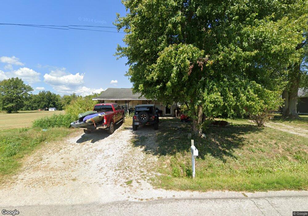 4750 W Deaver Rd, Columbus, IN 47201 - photo 1