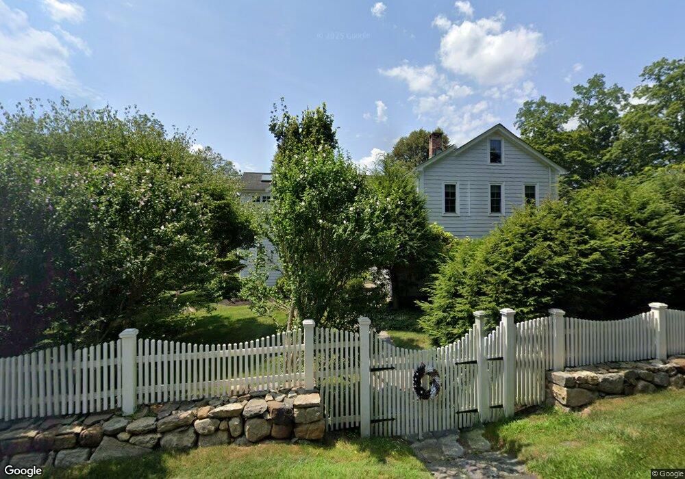 569 N Salem Rd, Ridgefield, CT 06877 - photo 1