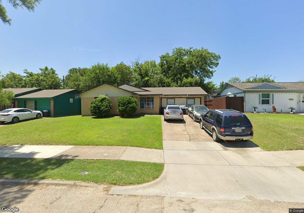 2105 Avis St, Mesquite, TX 75149 - photo 1