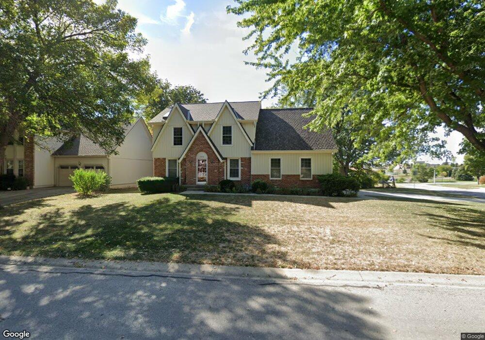 6800 Alden St, Shawnee, KS 66216 - photo 1