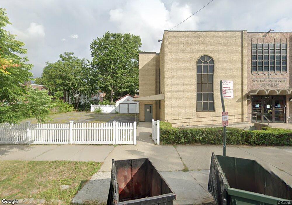 14147 77th Ave, Flushing, NY 11367 - photo 1