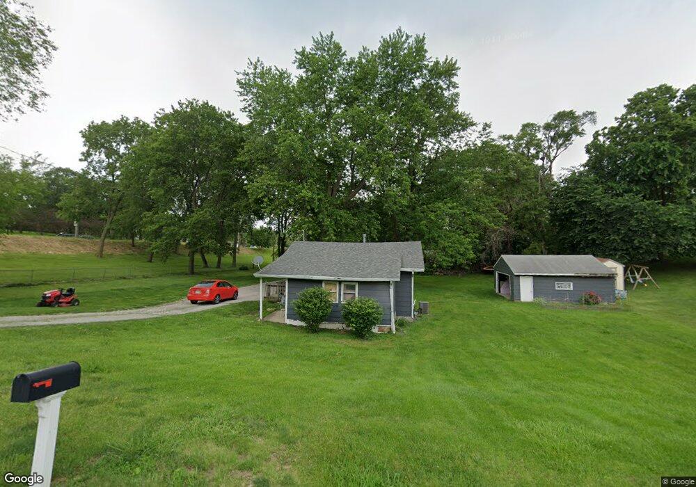 1212 E 35th Ct, Des Moines, IA 50317 - photo 1