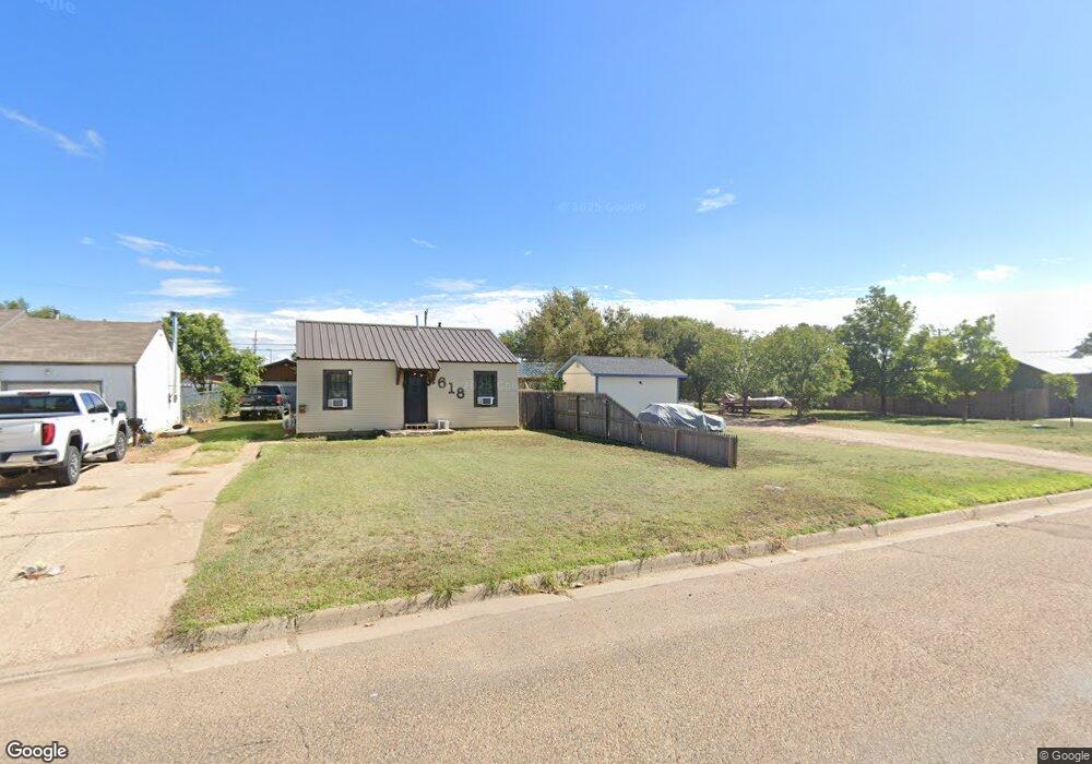 614 Spruce Ave, Dumas, TX 79029 - photo 1