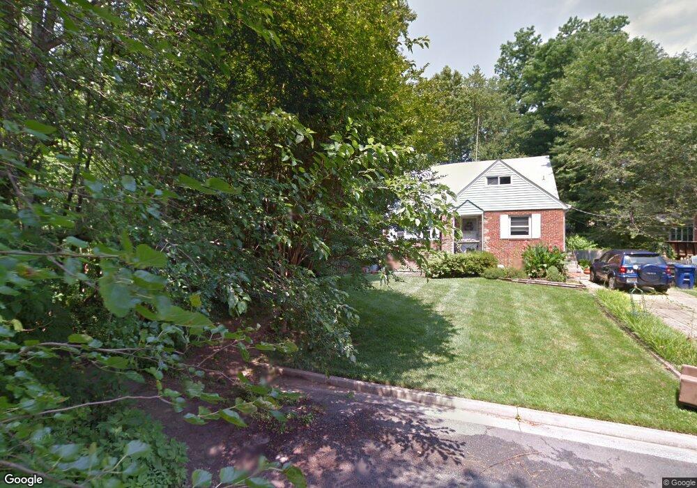 1034 Poplar Dr, Falls Church, VA 22046 - photo 1