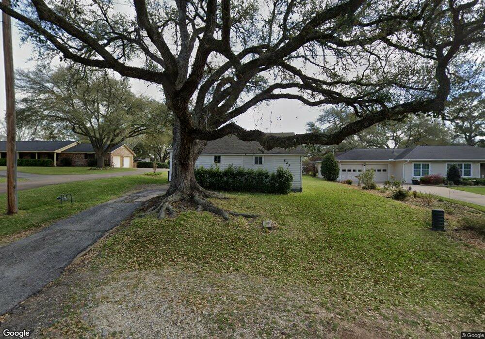 523 Ella St, East Bernard, TX 77435 - photo 1