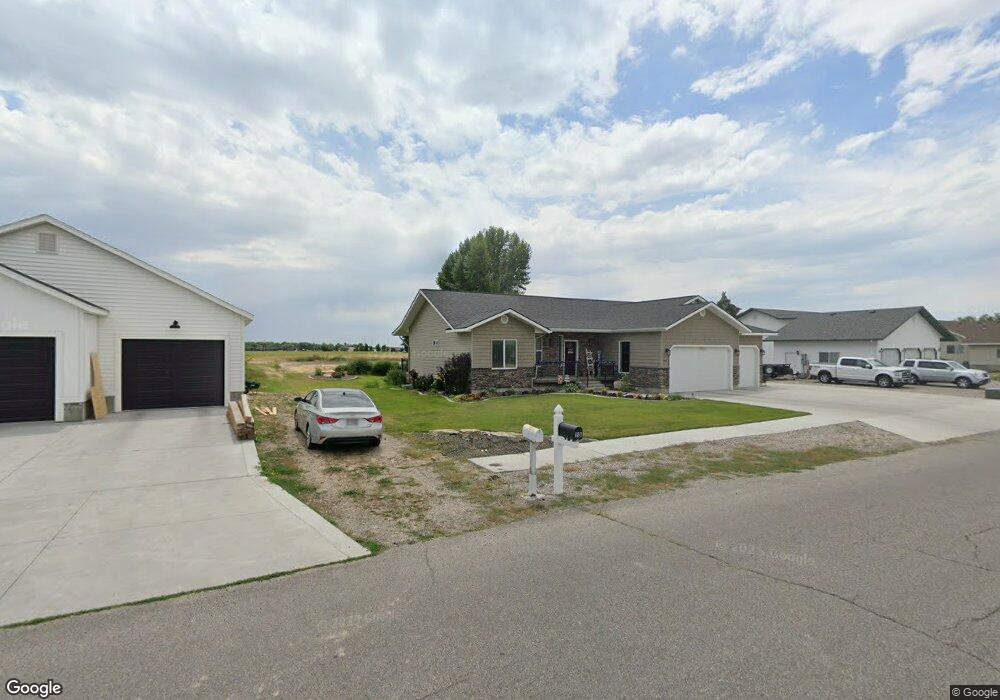 172 Bergeson Dr, Blackfoot, ID 83221 - photo 1