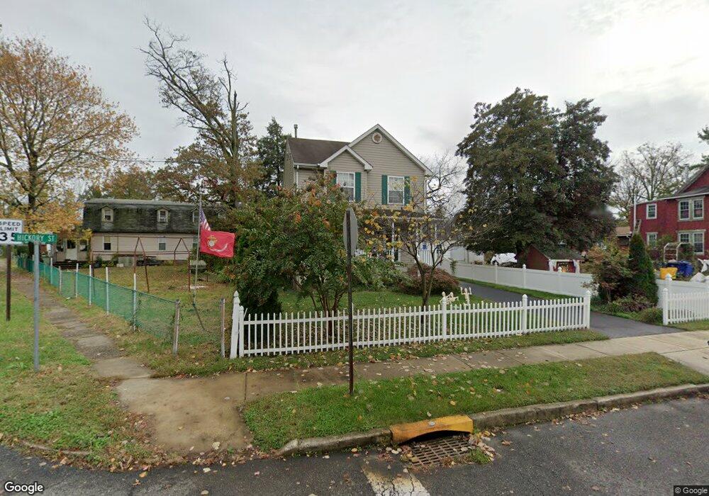 831 Hickory St, Delanco, NJ 08075 - photo 1