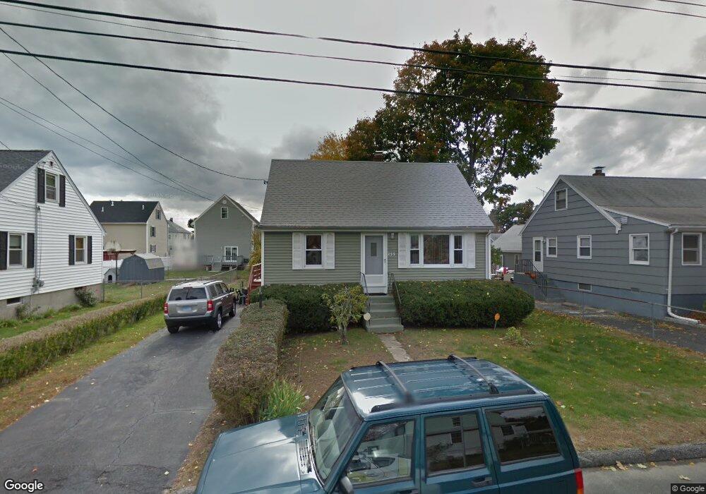 233 Roosevelt Ave, Stratford, CT 06615 - photo 1