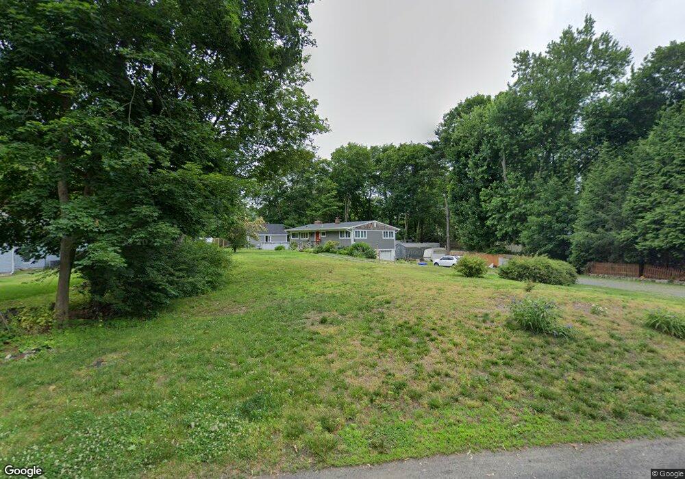 4 Stonecrop Rd, Norwalk, CT 06851 - photo 1