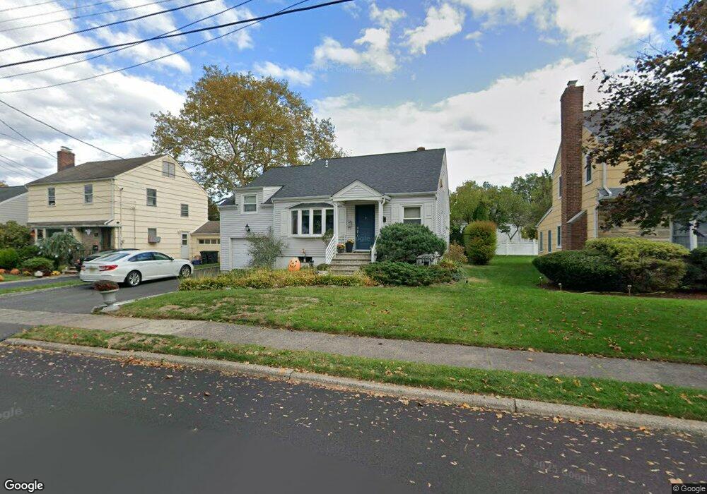 27 Clover Ln, Bloomfield, NJ 07003 - photo 1