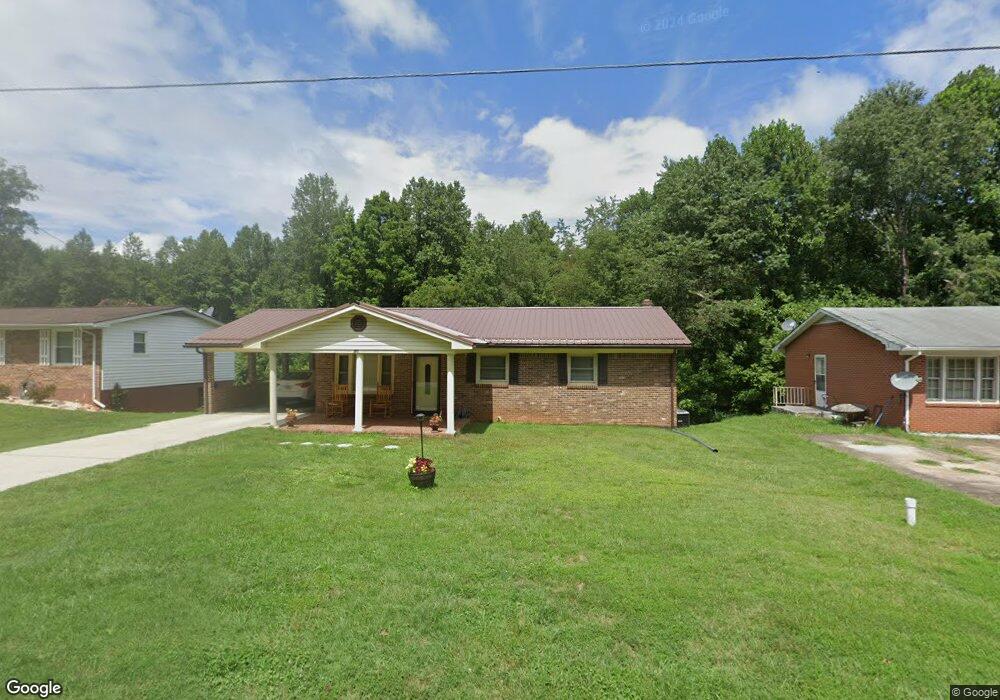 93 Wren Ct, Martinsville, VA 24112 - photo 1