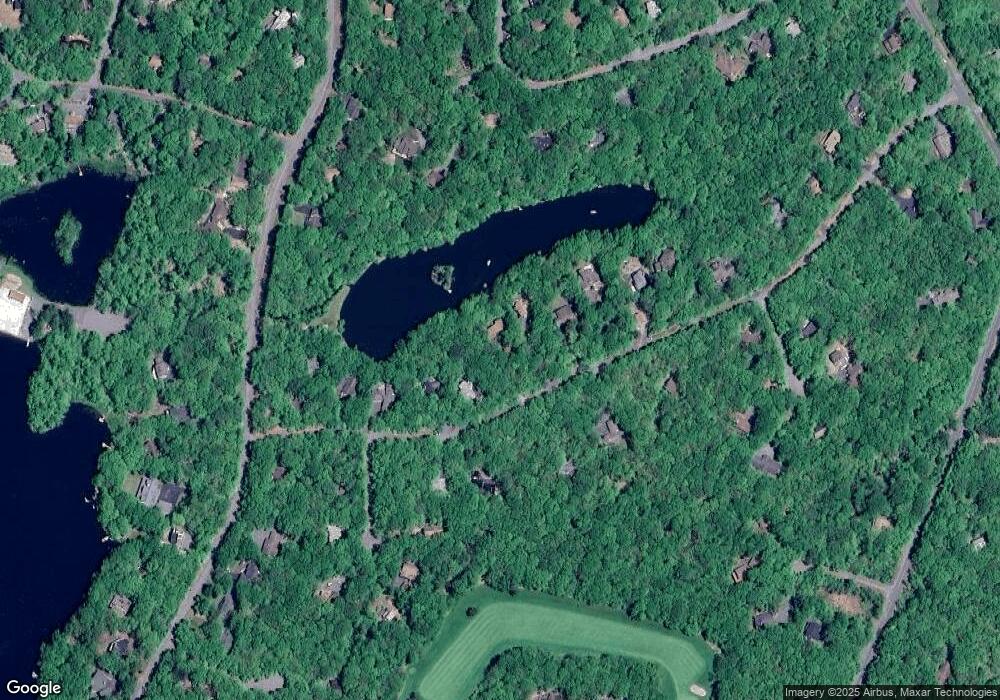 124 Whipple Tree Ln, Hawley, PA 18428 - photo 1