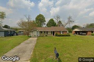 831 Shelton Dr, Albany, GA 31705