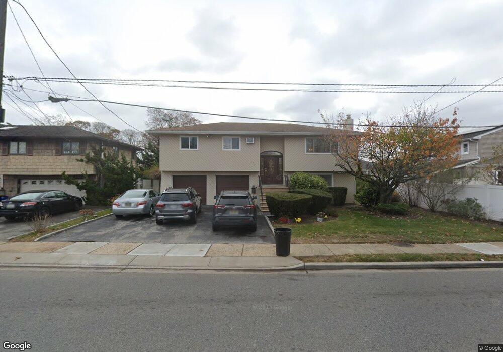 622 Waukena Ave, Oceanside, NY 11572 - photo 1