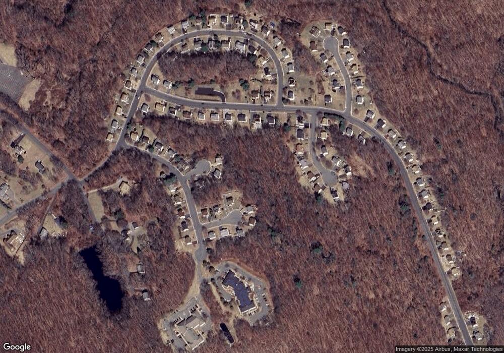 4 Cobblefield Ct, Wolcott, CT 06716 - photo 1