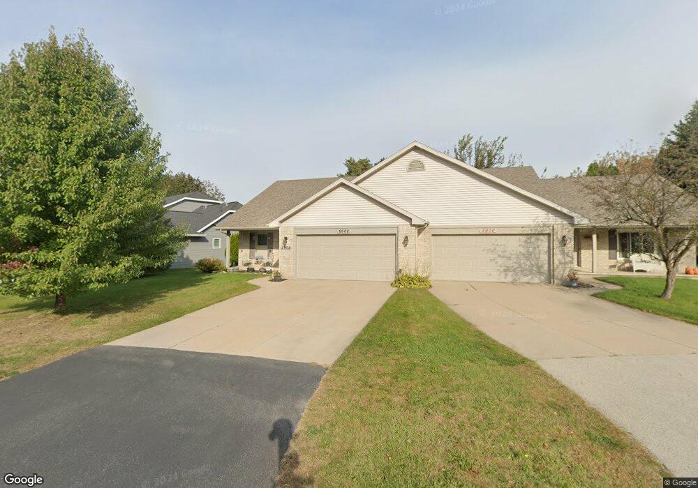 2902 W Big Bend Dr, Appleton, WI 54914 - photo 1