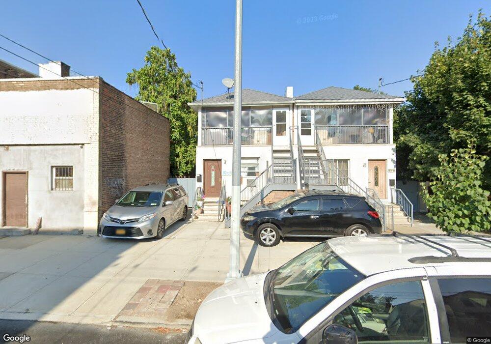 8709 110th St, Richmond Hill, NY 11418 - photo 1