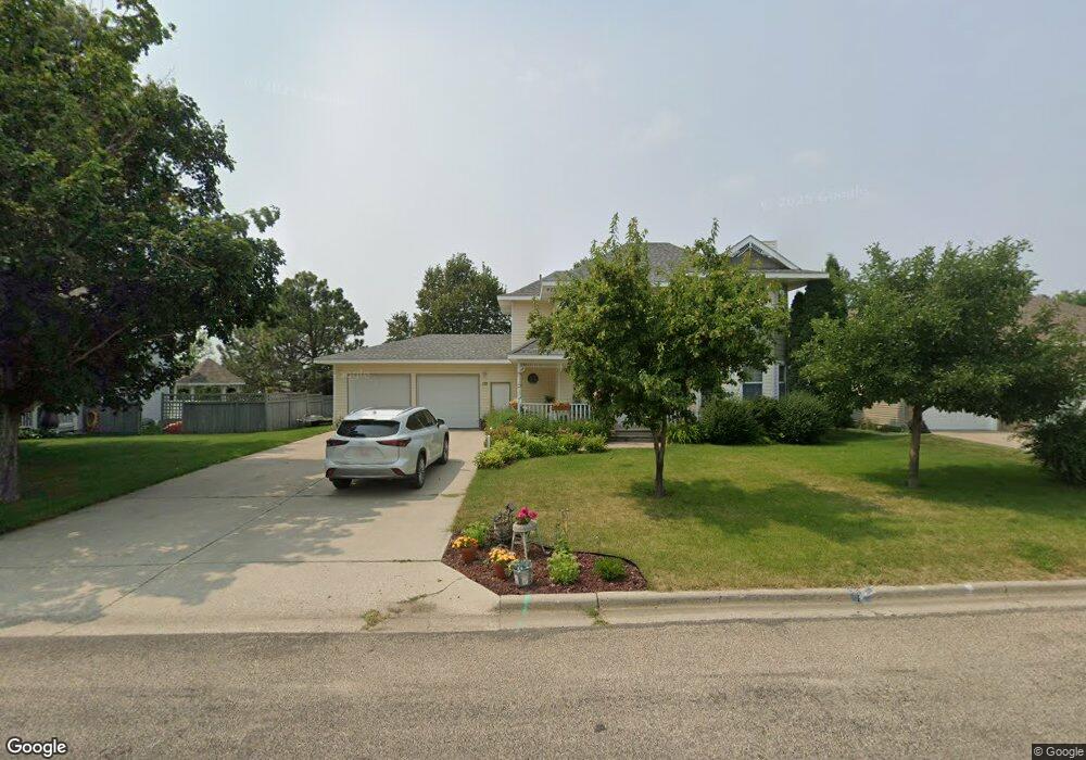 1711 3rd Ave NE, Jamestown, ND 58401 - photo 1