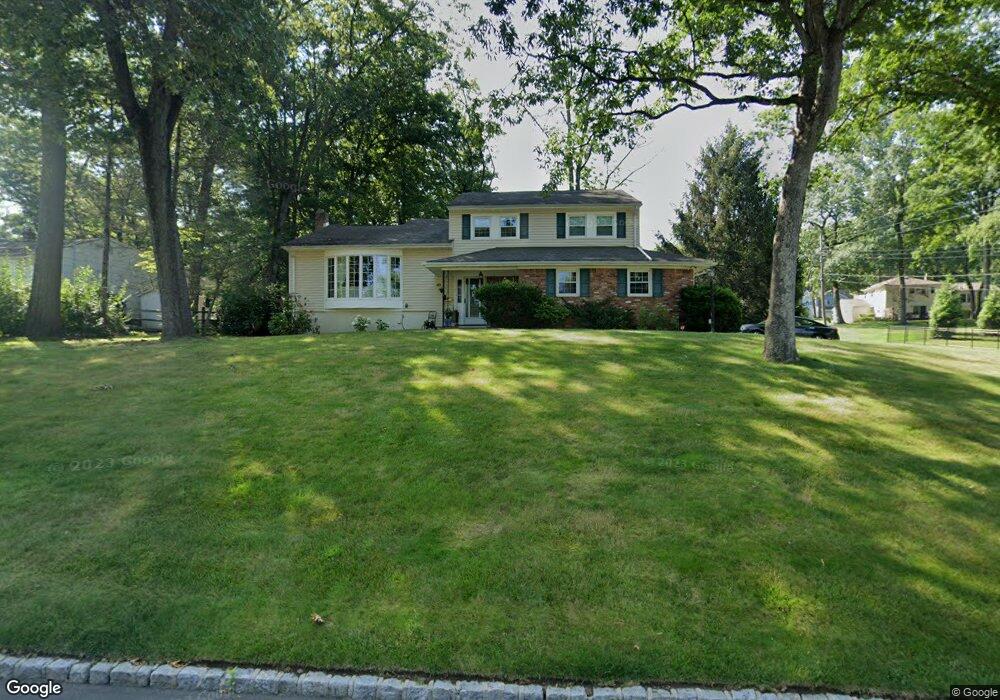 40 Sagamore Dr, New Providence, NJ 07974 - photo 1