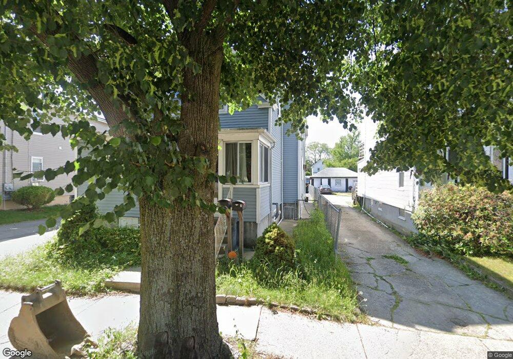 250 Cross St unit B, Malden, MA 02148 - photo 1