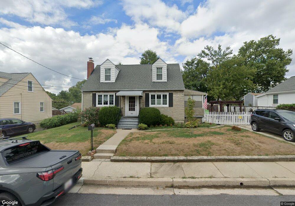 702 Linda Dr, Catonsville, MD 21228 - photo 1