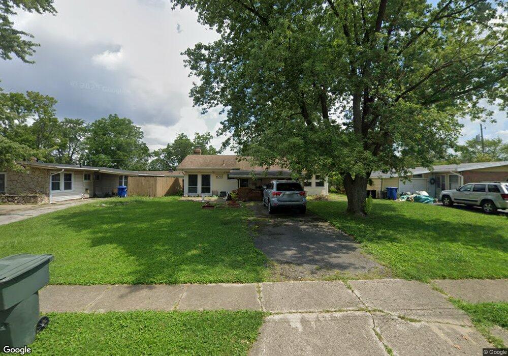 670 Raleigh Dr, Columbus, OH 43228 - photo 1