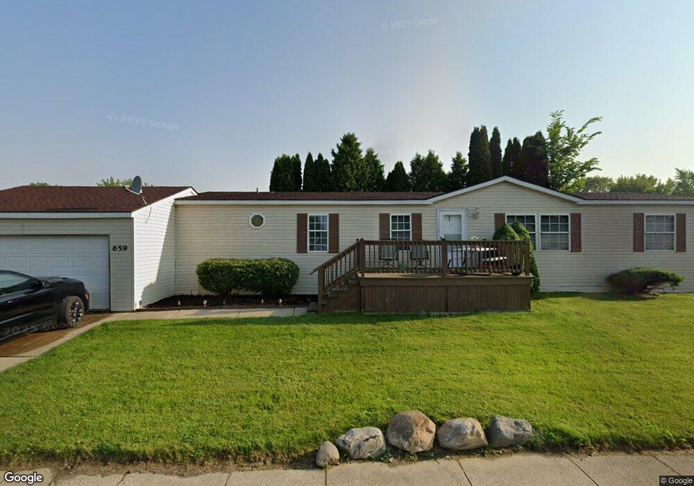 659 Red Pine Dr, Flint, MI 48506 - photo 1