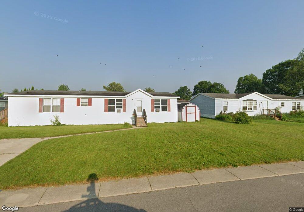 667 Red Pine Dr, Flint, MI 48506 - photo 1