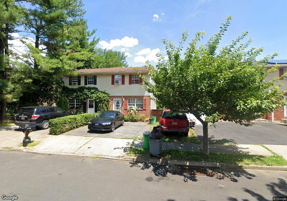 621 S Front St, Allentown, PA 18103 - photo 1