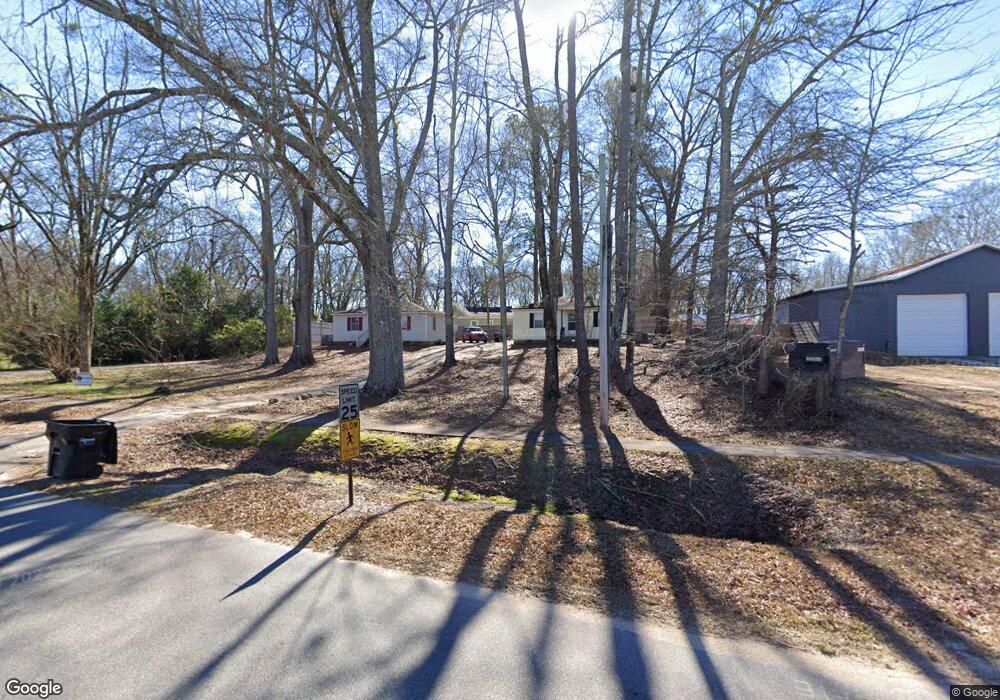 215 Hill St, Barnesville, GA 30204 - photo 1