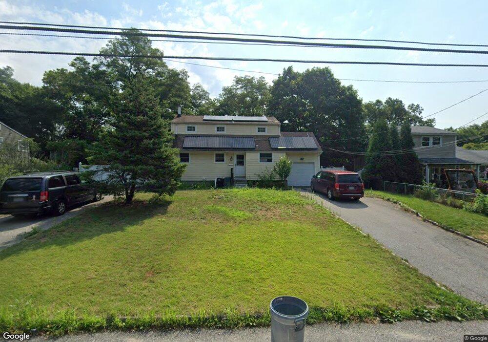 3009 New London Ave, Medford, NY 11763 - photo 1