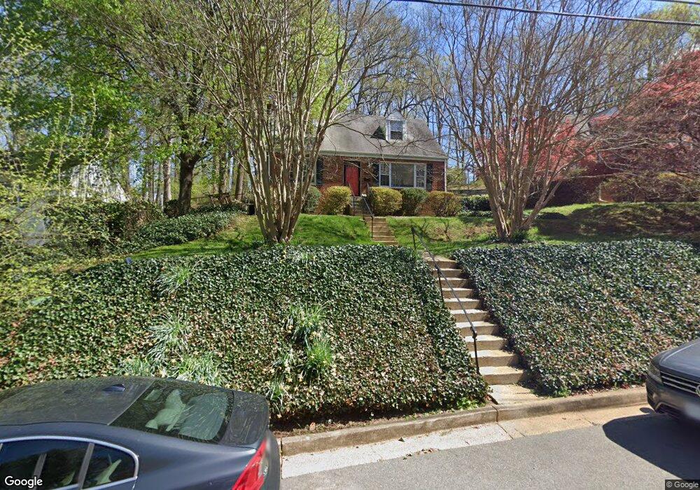 3901 Larchwood Rd, Falls Church, VA 22041 - photo 1