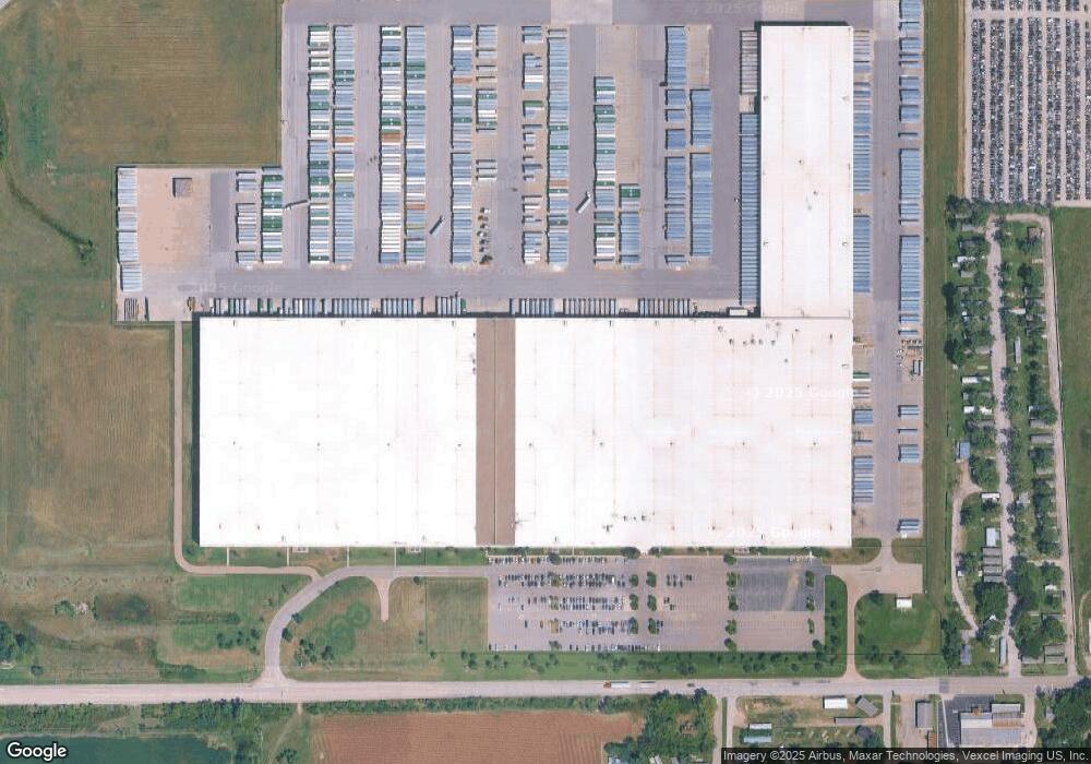 1100 SW 57th St, Topeka, KS 66609 - photo 1