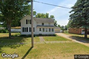 208 E Greenwood St, Toulon, IL 61483