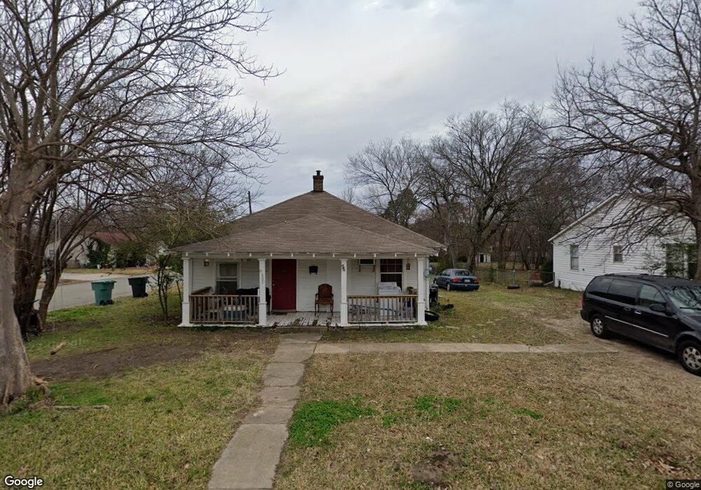 400 W Fairview St, Sherman, TX 75092 - photo 1