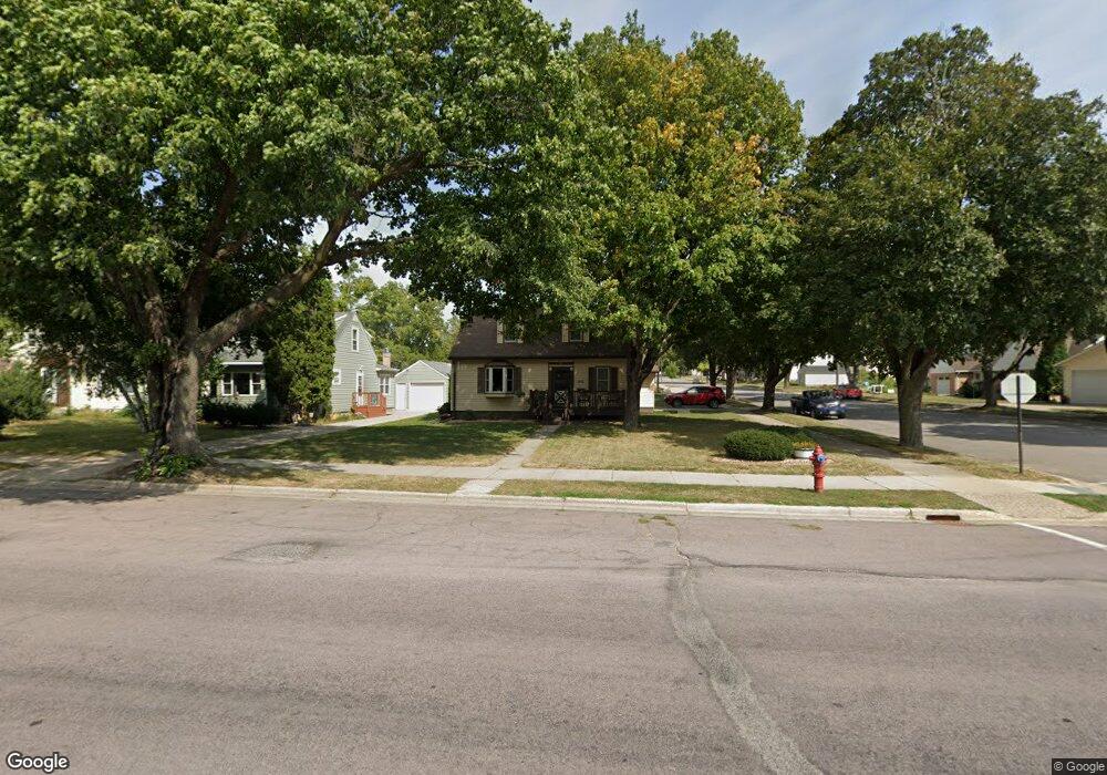 202 N Garden St, New Ulm, MN 56073 - photo 1