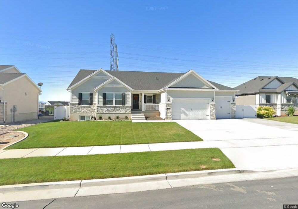 676 S Alberta Spruce Dr, Layton, UT 84041 - photo 1