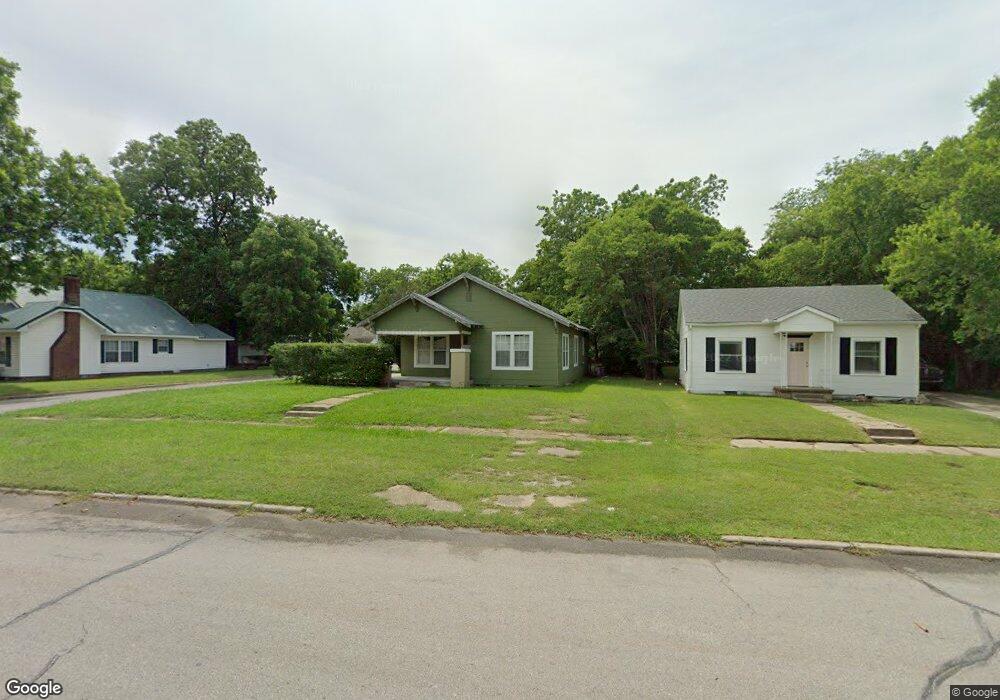 1301 Hargrove St, Ardmore, OK 73401 - photo 1